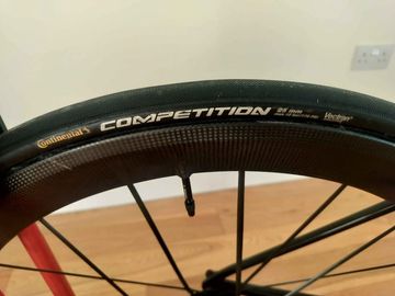 Używany Specialiced Tarmac SL6 2024 Road & Gravel — zdjęcie 4 z 7