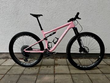 Used Specialized Epic SRAM X01 Eagle AXS 2023 Mountainbike, Red — image 1 of 7