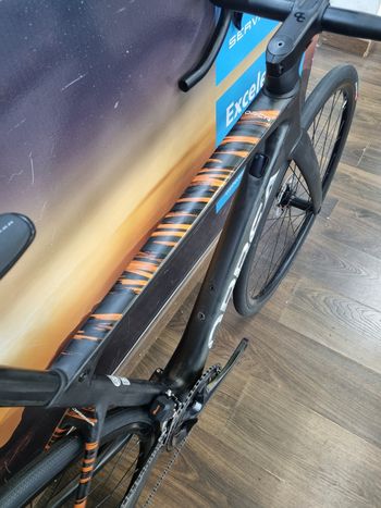 Used Orbea ORCA M30iLTD PWR 2022 2022 Road & Gravel, Schwarz — image 4 of 6