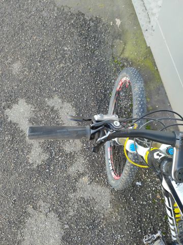 Gebrauchtes Scott Scale 720 27.5" 2016 Mountainbike, Weiß — Bild 7 von 13