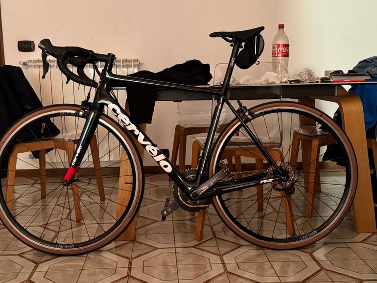 Used Cervélo R2 Shimano Ultegra 2018 Road & Gravel, Blue — image 1 of 6