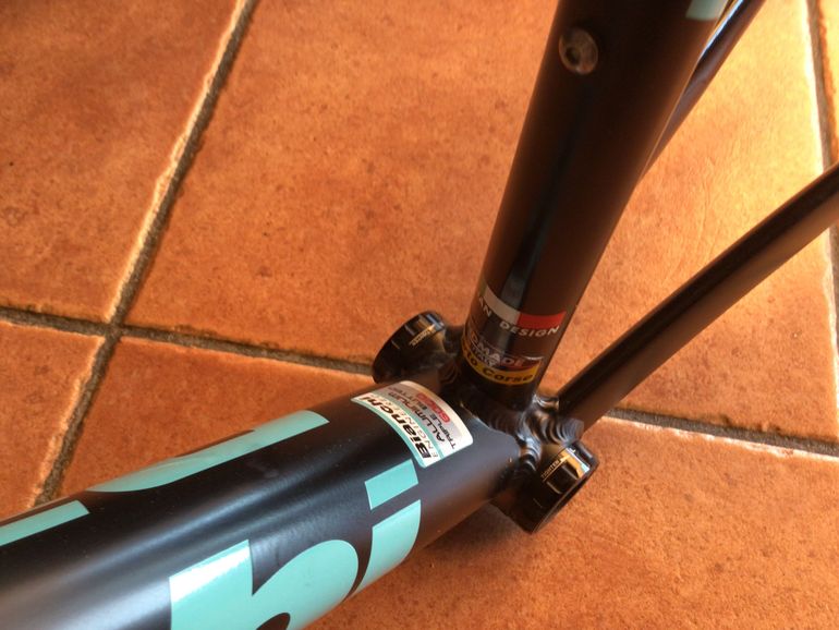 Used Bianchi Freccia Celeste Frameset 2017 Road & Gravel — image 4 of 11