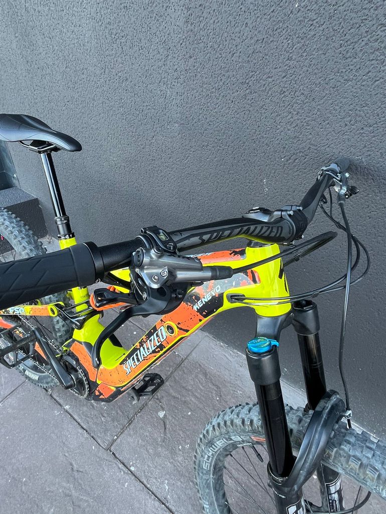 Used Specialized Turbo Kenevo Comp 2019 2019 Mountainbike, Orange, 27.5 — image 3 of 3