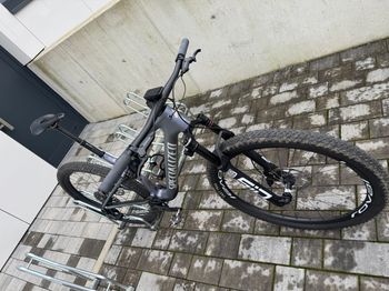 Used Specialized Epic 8 Pro - SRAM X0 AXS, RockShox Ultimate Flight Attendant 2026 2026 Mountainbike — image 3 of 17