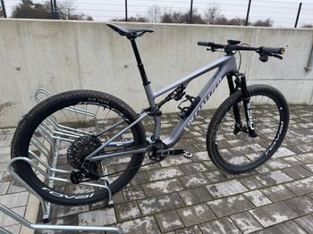 Used Specialized Epic 8 Pro - SRAM X0 AXS, RockShox Ultimate Flight Attendant 2026 2026 Mountainbike — image 5 of 17