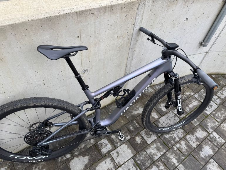 Used Specialized Epic 8 Pro - SRAM X0 AXS, RockShox Ultimate Flight Attendant 2026 2026 Mountainbike — image 10 of 17