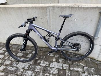 Used Specialized Epic 8 Pro - SRAM X0 AXS, RockShox Ultimate Flight Attendant 2026 2026 Mountainbike — image 11 of 17
