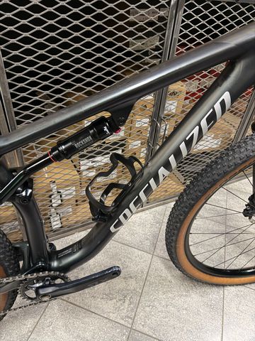 Used Specialized Epic Comp 2021 2021 Mountainbike, Black, 29 — image 6 of 6
