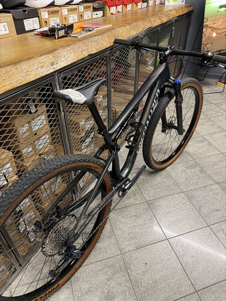 Used Specialized Epic Comp 2021 2021 Mountainbike — image 4 of 6