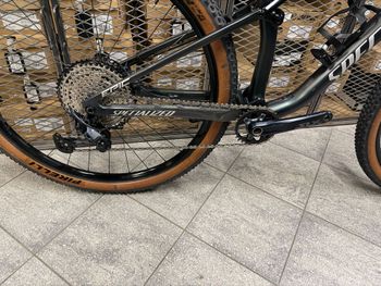 Used Specialized Epic Comp 2021 2021 Mountainbike — image 3 of 6