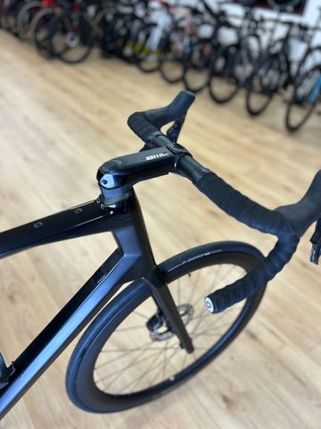 Brugt BMC Roadmachine 01 Di2 Carbon 2023 Road & Gravel — billede 4 af 21