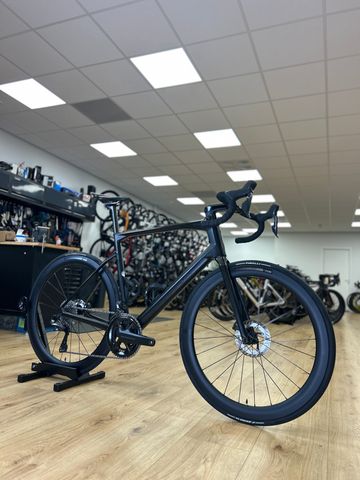 Brugt BMC Roadmachine 01 Di2 Carbon 2023 Road & Gravel — billede 3 af 21