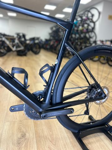Brugt BMC Roadmachine 01 Di2 Carbon 2023 Road & Gravel — billede 17 af 21