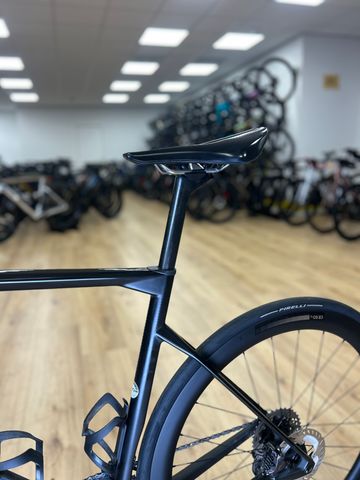 Brugt BMC Roadmachine 01 Di2 Carbon 2023 Road & Gravel — billede 16 af 21