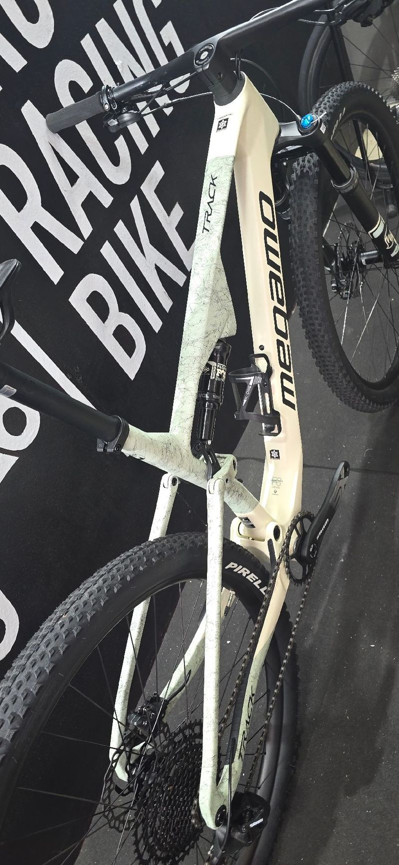 Used Megamo Track 2026 Mountainbike, White — image 7 of 10