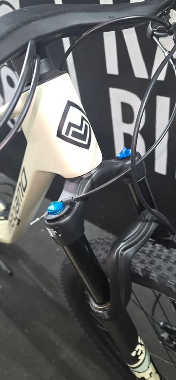 Used Megamo Track 2026 Mountainbike, White — image 6 of 10