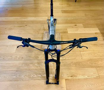 Used Trek Supercaliber Gen 2 Argent Drizzle Frameset 2024 Mountainbike, Light Gray, 29 — image 2 of 9