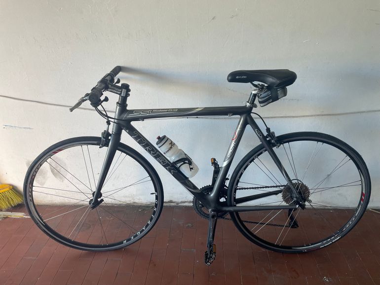 Used Trek Madone 6.9 SSL 2011 2011 Road & Gravel, Hellgrau — image 1 of 4