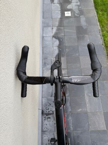Gebrauchtes CUBE ATTAIN SLX 2023 2023 Road & Gravel, Rot — Bild 8 von 12