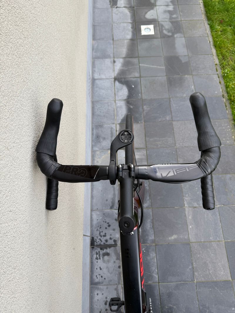 Gebrauchtes CUBE ATTAIN SLX 2023 2023 Road & Gravel, Rot — Bild 8 von 12