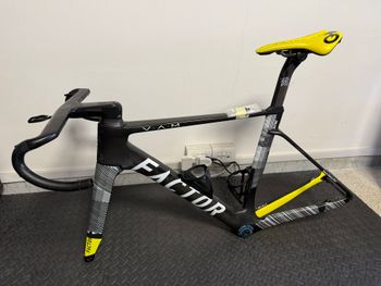 Factor, Ostro Frameset