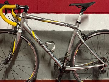 Used Giant OCR 2 2012 Road & Gravel, Light Gray — image 3 of 5