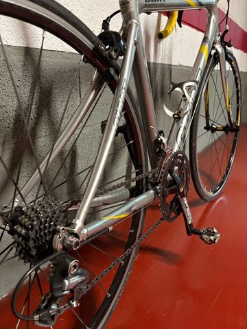 Used Giant OCR 2 2012 Road & Gravel, Light Gray — image 4 of 5