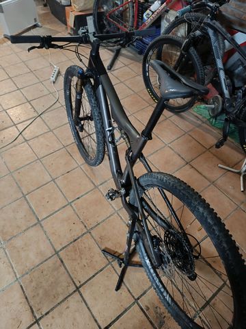 Gebrauchtes Orbea OIZ M10 2022 2022 Mountainbike, Hellgrau, 29 — Bild 1 von 9