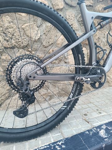Gebrauchtes Orbea OIZ M10 2022 2022 Mountainbike, Hellgrau, 29 — Bild 7 von 9