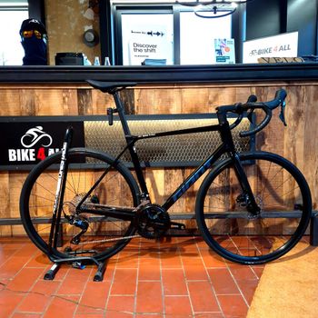 Used Giant TCR Advanced 2 PC 2025 2025 Route & Gravel