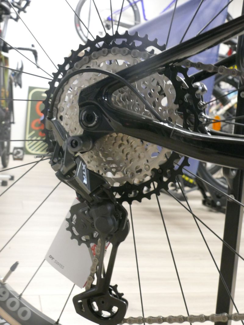 Used Lee Cougan Cross Fire 428 2023 Mountainbike, Light Gray — image 3 of 9