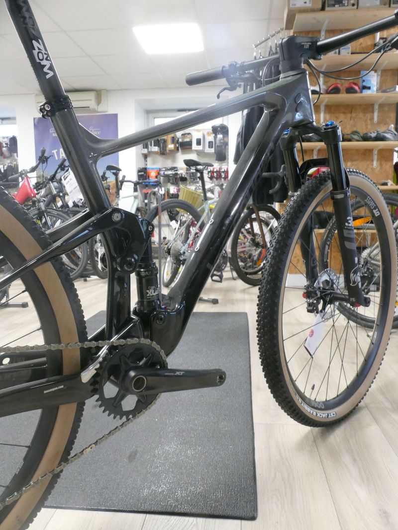 Used Lee Cougan Cross Fire 428 2023 Mountainbike, Light Gray — image 6 of 9