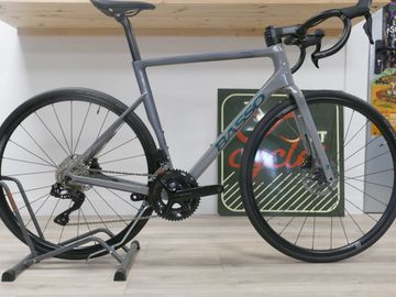 Used Basso Astra Shimano 105 Di2 2023 Road & Gravel, Light Gray — image 1 of 8