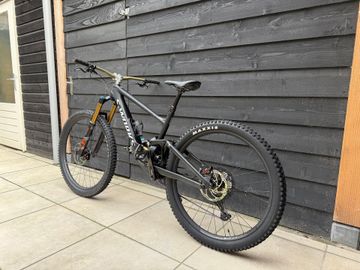 Brugt Specialized Enduro Shimano Deore XT 2023 Mountainbike — billede 4 af 20