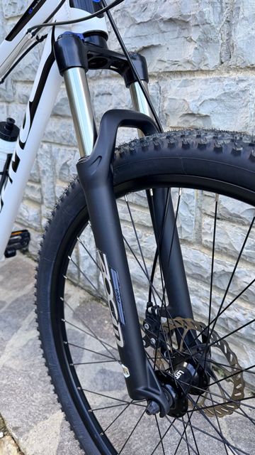 Olmo Giovi 2022 Mountainbike de segunda mano, Azul — imagen 4 de 11