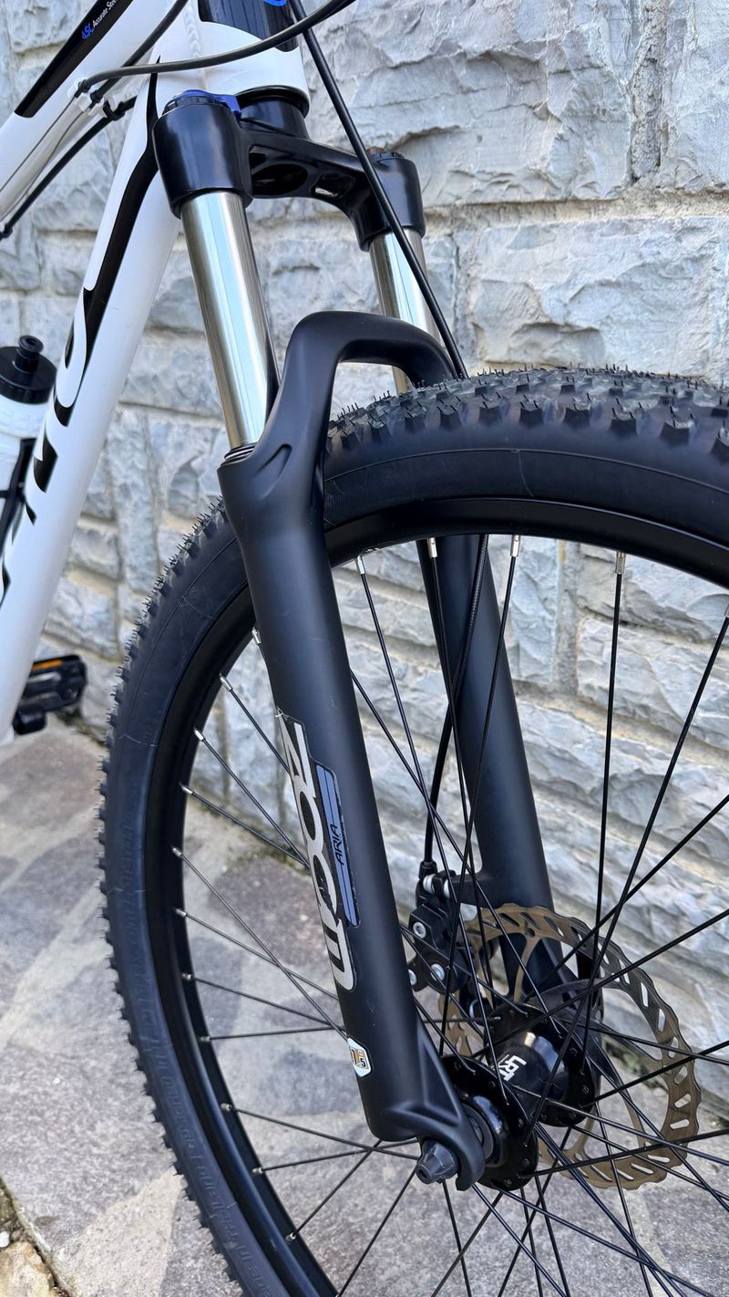 Olmo Giovi 2022 Mountainbike de segunda mano, Azul — imagen 4 de 11
