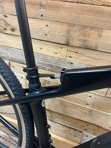 Used Specialized Diverge STR 2024 Road & Gravel, Black — image 3 of 10