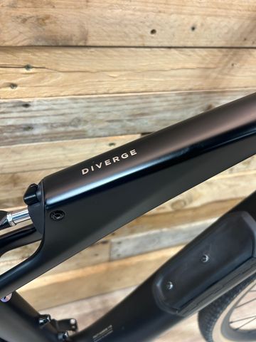 Used Specialized Diverge STR 2024 Road & Gravel, Black — image 2 of 10