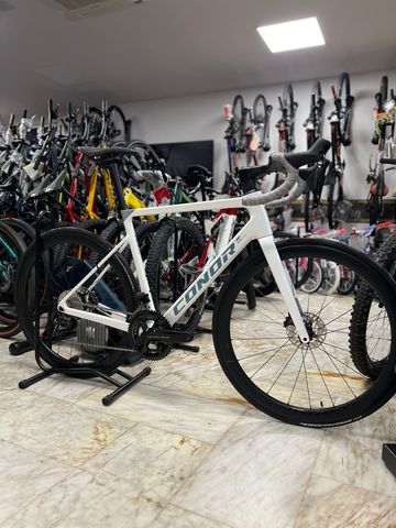 Conor Volcano Aero Dura Ace Di2 2026 Road & Gravel usato