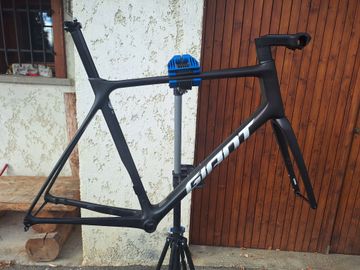 Giant TCR Advanced Pro Disc 1 2022 Frameset 2022 Road & Gravel usato, Nero — immagine 8 di 14