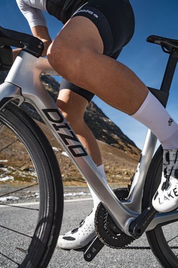 Used Dizo Actus 2026 Road & Gravel, Black — image 2 of 6