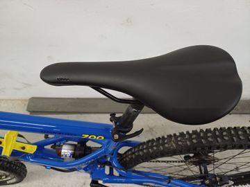 Used Cannondale Jekyll700 2000 Mountainbike, Blue — image 3 of 10