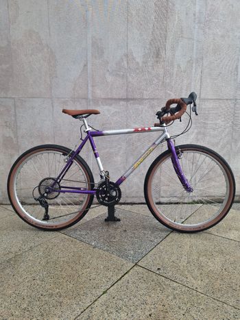 Used Coluer Gravel 2000 Road & Gravel