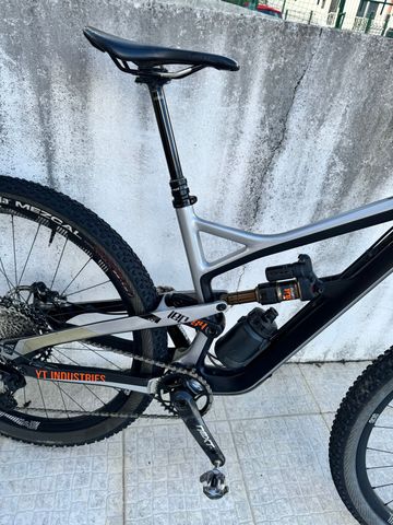 Gebrauchtes YT Industries Jeffsy Shimano Deore XT 2018 Mountainbike, Hellgrau — Bild 4 von 14