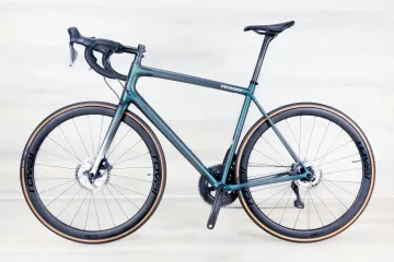 Used Specialized Aethos Pro 2023 Road & Gravel, Green — image 2 of 18