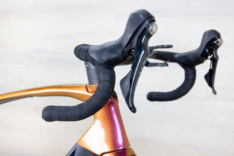 Used Trek Madone SL6 2020 Road & Gravel, Black — image 11 of 21