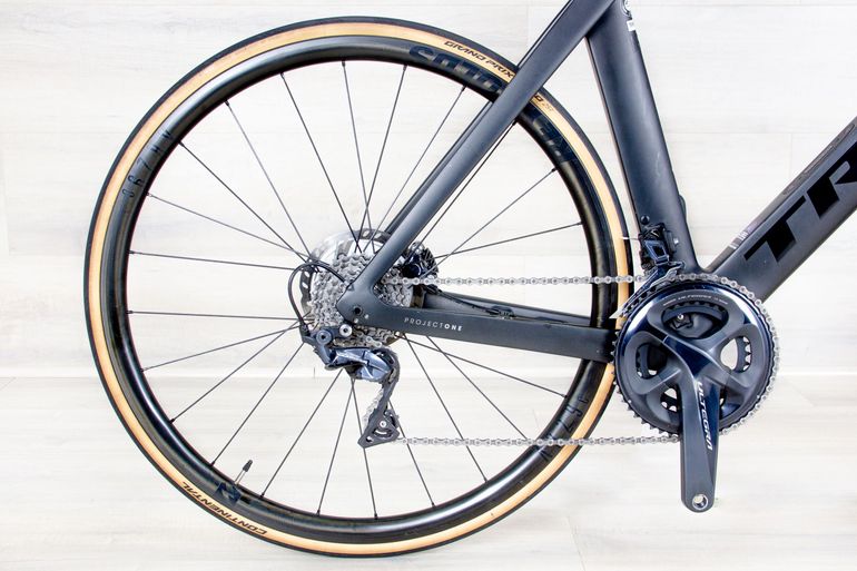 Used Trek Madone SL6 2020 Road & Gravel, Black — image 3 of 21