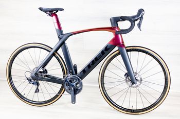 Used Trek Madone SL6 2020 Road & Gravel, Black — image 5 of 21