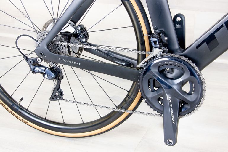 Used Trek Madone SL6 2020 Road & Gravel, Black — image 7 of 21