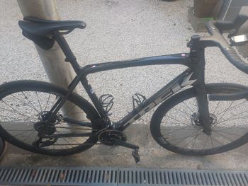 Used Trek Trek Emonda SLR9 2023 Road & Gravel — image 2 of 8